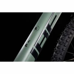 Cube Aim Pro Hardtail Bike (2022) -Roue Voyage Soldes Magasin CUBE Aim Pro Hardtail Bike 08
