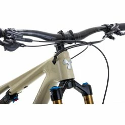 Nukeproof Reactor 290 ST Factory Carbon Bike (XT) 29 Nukeproof Reactor 290 ST Factory Carbon Bike (XT) -Roue Voyage Soldes Magasin Nukeproof Reactor 290 ST Factory Carbon Bike XT 2022 Cockie Dough 09