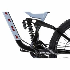 Vitus Dominer Downhill Mountain Bike -Roue Voyage Soldes Magasin Vitus Dominer Downhill Mountain Bike 2022 15