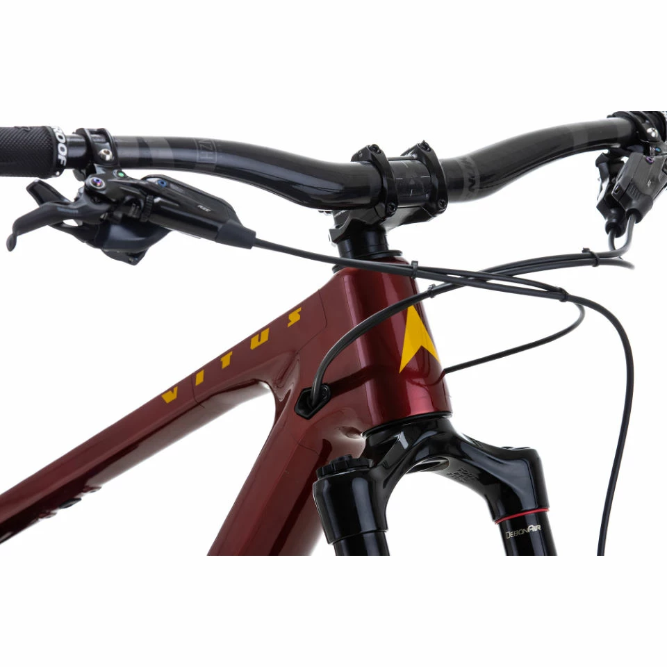 Vitus Escarpe 29 AMP Mountain Bike 9 Vitus Escarpe 29 AMP Mountain Bike – Image 9
