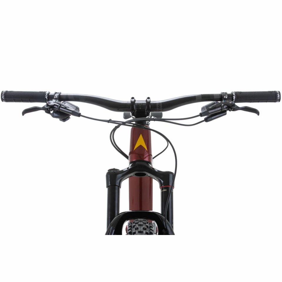 Vitus Escarpe 29 AMP Mountain Bike 10 Vitus Escarpe 29 AMP Mountain Bike – Image 10