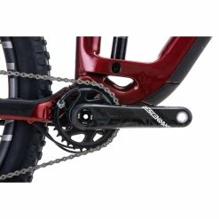 Vitus Escarpe 29 AMP Mountain Bike 38 Vitus Escarpe 29 AMP Mountain Bike -Roue Voyage Soldes Magasin Vitus Escarpe 29 AMP Mountain Bike 2022 Octane Red 18