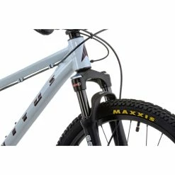 VTT Semi-rigide Enfant Vitus Nucleus 24 -Roue Voyage Soldes Magasin Vitus Nucleus 24 Youth Hardtail Bike White 09