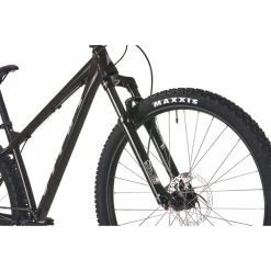 VTT Vitus Nucleus 29 VR (2022) -Roue Voyage Soldes Magasin Vitus Nucleus 29 VR Mountain Bike 2022 11