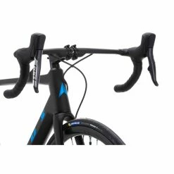 Vélo De Route Vitus Vitesse EVO CRX ETap AXS (Red, 2022) -Roue Voyage Soldes Magasin Vitus Vitesse EVO CRX eTap AXS Road Bike Red 2022 09