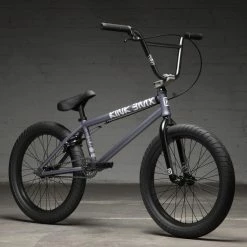 Kink Launch BMX Bike (2022) -Roue Voyage Soldes Magasin bikes 22 launch k420gry22 3q 180