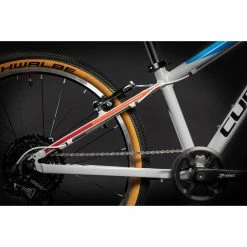 Cube Acid 240 SL Kids Bike (2022) -Roue Voyage Soldes Magasin Cube Acid 240 SL Kids Bike 2021 Teamline 09