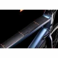 Cube Attain Road Bike (2022) -Roue Voyage Soldes Magasin Cube Attain Road cycling Bike 2022 blue orange aluminium 03