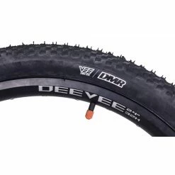 DMR DJ24 Dirt Jump And Street Tyre -Roue Voyage Soldes Magasin DMR DJ BLACK TYRE DETAIL 2 4