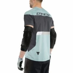 Dainese Trail Skins Pro Elbow Guard -Roue Voyage Soldes Magasin Dainese Trail Skins Pro Elbow Guard Elbow Pads Black 2020 3879718001 M 1