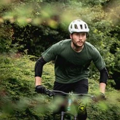 Endura SingleTrack Lite Elbow Protector II -Roue Voyage Soldes Magasin Endura SingleTrack Lite Elbow Protector II Elbow Pads Black SS20 E1257BK S M 2