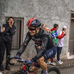 Kask Utopia (WG11) Team Ineos Grenadiers Road Cycling H -Roue Voyage Soldes Magasin Kask Utopia WG11 Team Ineos Grenadiers Road Cycling H Helmets Blue Red 2021 2