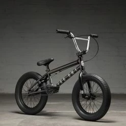 Kink Carve 16" BMX Bike (2022) -Roue Voyage Soldes Magasin Kink Carve 16 BMX Bike 02