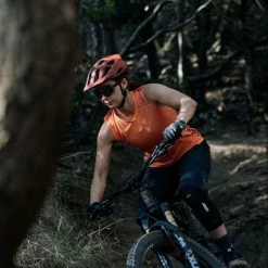 Leatt MTB All Mountain 3.0 Helmet -Roue Voyage Soldes Magasin Leatt MTB All Mountain 3 0 Helmet Helmets Lava 2023 1023015250 1