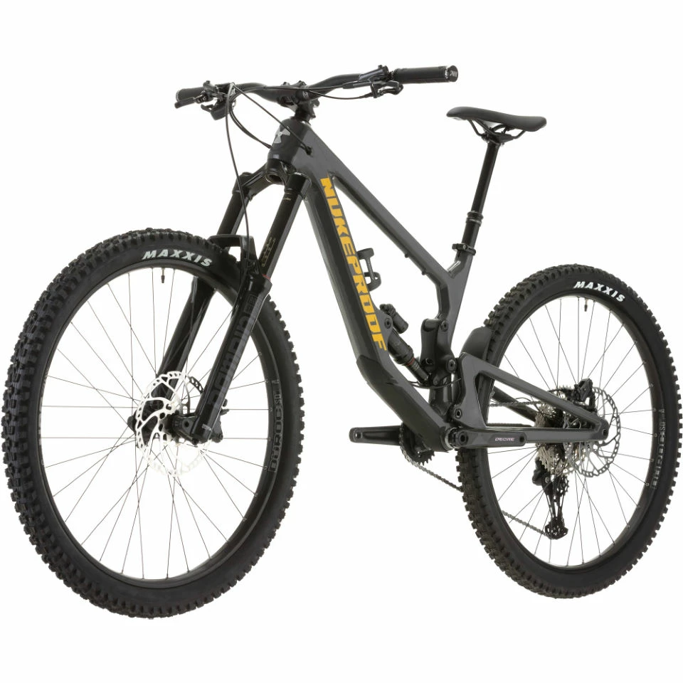 Nukeproof Giga 290 Comp Carbon Bike (Deore) 8 Nukeproof Giga 290 Comp Carbon Bike (Deore) – Image 8