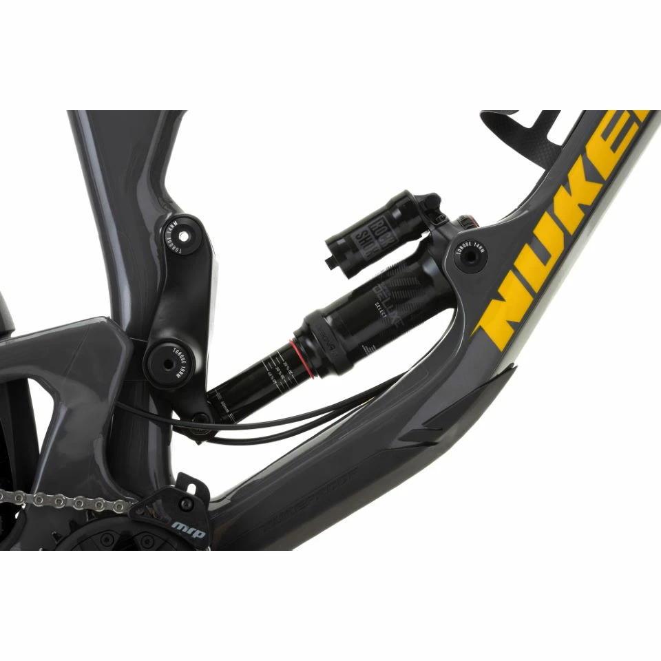 Nukeproof Giga 290 Comp Carbon Bike (Deore) 12 Nukeproof Giga 290 Comp Carbon Bike (Deore) – Image 12