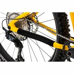 Nukeproof Scout 275 Elite Alloy Mountain Bike (SLX12) -Roue Voyage Soldes Magasin Nukeproof Scout 275 Elite Alloy Bike SLX12 2022 Factory Yellow 16