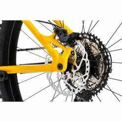Nukeproof Scout 275 Elite Alloy Mountain Bike (SLX12) -Roue Voyage Soldes Magasin Nukeproof Scout 275 Elite Alloy Bike SLX12 2022 Factory Yellow 17