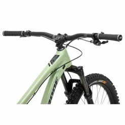Nukeproof Scout 275 Race Alloy Mountain Bike (Deore10) 24 Nukeproof Scout 275 Race Alloy Mountain Bike (Deore10) -Roue Voyage Soldes Magasin Nukeproof Scout 275 Race Alloy Bike Deore10 2022 Artichoke Green 08