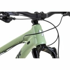 Nukeproof Scout 275 Race Alloy Mountain Bike (Deore10) 25 Nukeproof Scout 275 Race Alloy Mountain Bike (Deore10) -Roue Voyage Soldes Magasin Nukeproof Scout 275 Race Alloy Bike Deore10 2022 Artichoke Green 09