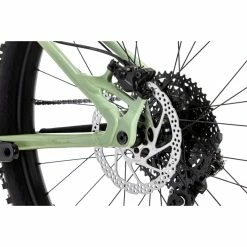 Nukeproof Scout 275 Race Alloy Mountain Bike (Deore10) 33 Nukeproof Scout 275 Race Alloy Mountain Bike (Deore10) -Roue Voyage Soldes Magasin Nukeproof Scout 275 Race Alloy Bike Deore10 2022 Artichoke Green 17
