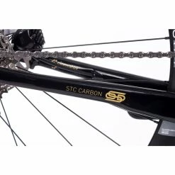 Orro Gold STC 105 Di2 R500DB Road Bike (2023) 18 Orro Gold STC 105 Di2 R500DB Road Bike (2023) -Roue Voyage Soldes Magasin Orro Gold STC 105 Di2 R800DB Road Bike 08