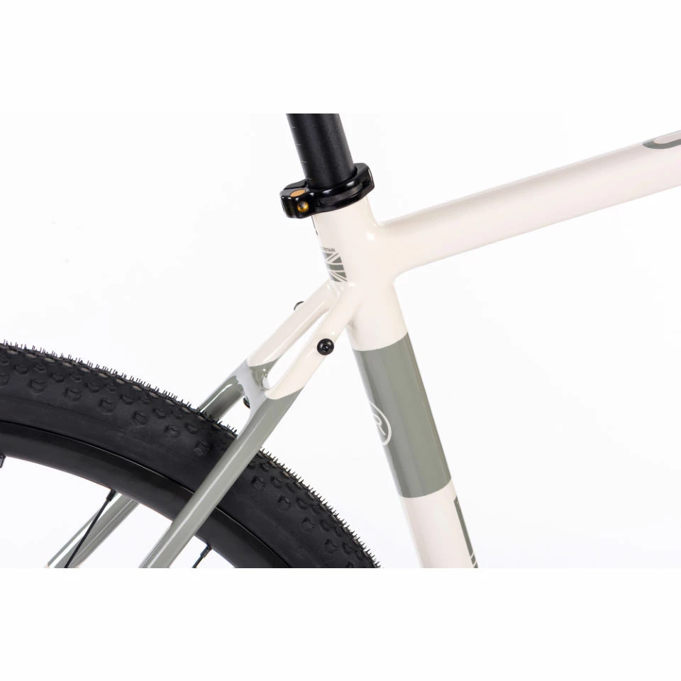 Orro Terra C 105 Di2 RR900 Gravel Bike (2023) 7 Orro Terra C 105 Di2 RR900 Gravel Bike (2023) – Image 7