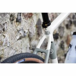 Orro Terra C Sram Apex1 RR9 Gravel Bike (2022) 14 Orro Terra C Sram Apex1 RR9 Gravel Bike (2022) -Roue Voyage Soldes Magasin Orro Terra C Sram Apex1 RR9 Gravel Bike 2021 chalk 07