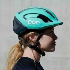 Casque POC Omne Air Resistance SPIN -Roue Voyage Soldes Magasin POC Omne Air Resistance SPIN Helmet Helmets Fluorite Green 2019 PC106701036SML1 2