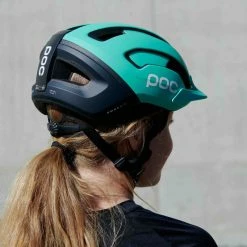 Casque POC Omne Air Resistance SPIN -Roue Voyage Soldes Magasin POC Omne Air Resistance SPIN Helmet Helmets Fluorite Green 2019 PC106701036SML1 3