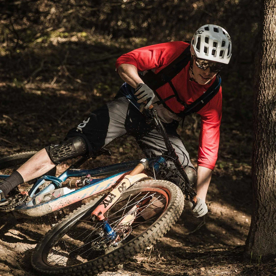 POC VPD Lite Knee Armour 2 POC VPD Lite Knee Armour – Image 2