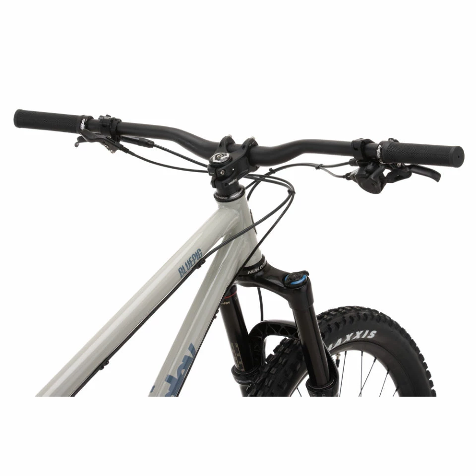 Ragley Blue Pig Hardtail Bike - Blueish Grey 8 Ragley Blue Pig Hardtail Bike - Blueish Grey – Image 8