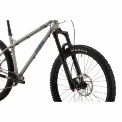 Ragley Blue Pig Hardtail Bike - Blueish Grey 27 Ragley Blue Pig Hardtail Bike - Blueish Grey -Roue Voyage Soldes Magasin Ragley Blue Pig Race Hardtail Bike 2022 11