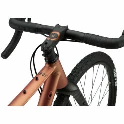 Vélo Rondo RUUT AL 2 (gravel, 2022) -Roue Voyage Soldes Magasin Rondo RUUT AL 2 Gravel Bike 2022 Adventure Bikes Bronze Black 2022 RB 457 4