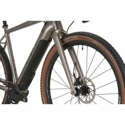 Vélo électrique Vitus E-Substance (gravel, Alliage, Apex, 2022) 33 Vélo électrique Vitus E-Substance (gravel, Alliage, Apex, 2022) -Roue Voyage Soldes Magasin Vitus E Substance Alloy Gravel eBike Apex 2022 Electric Road Bikes Champagne 2022 VEAEABXL 10