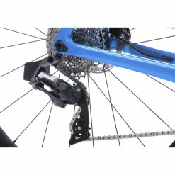 Vélo De Cyclo-cross Vitus Energie EVO CR (Rival ETap AXS, 2022) -Roue Voyage Soldes Magasin Vitus Energie EVO CR Cyclocross Bike Rival eTap AXS 2 Cyclocross Bikes Electric Blue Black 11