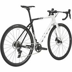 Vitus Energie EVO RIVAL ETap Cyclocross Bike 19 Vitus Energie EVO RIVAL ETap Cyclocross Bike -Roue Voyage Soldes Magasin Vitus Energie EVO RIVAL eTap Cyclocross Bike Cyclocross Bikes White Pearl 2023 2