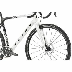 Vitus Energie EVO RIVAL ETap Cyclocross Bike 22 Vitus Energie EVO RIVAL ETap Cyclocross Bike -Roue Voyage Soldes Magasin Vitus Energie EVO RIVAL eTap Cyclocross Bike Cyclocross Bikes White Pearl 2023 5