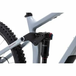 Vitus Escarpe 27 CRS Mountain Bike -Roue Voyage Soldes Magasin Vitus Escarpe 27 CRS Mountain Bike 2022 oryx grey 16