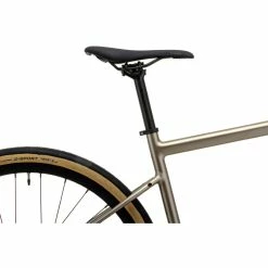 Vélo De Ville Vitus Mach 3 VR (Claris, 2022) -Roue Voyage Soldes Magasin Vitus Mach 3 VR Urban Bike Claris 202210