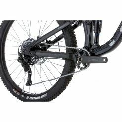 Vitus Mythique 27 VR Mountain Bike -Roue Voyage Soldes Magasin Vitus Mythique 27 VR Mountain Bike 2023 Black 19