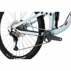 Vitus Mythique 29 VRS Mountain Bike -Roue Voyage Soldes Magasin Vitus Mythique 29 VRS Mountain Bike 2023 Orxy Grey 19