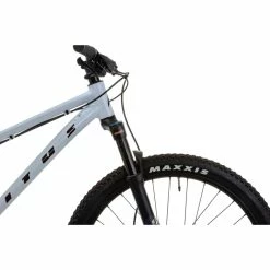 VTT Enfant Semi-rigide Vitus Nucleus 26 -Roue Voyage Soldes Magasin Vitus Nucleus 26 Youth Hardtail Bike White 08