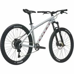 VTT Vitus Nucleus 27 VRS (2022) -Roue Voyage Soldes Magasin Vitus Nucleus 27 VRS Mountain Bike 2022 Oryx Grey 03