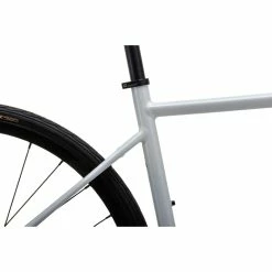Vélo De Route Femme Vitus Razor W (disque, Claris, 2022) -Roue Voyage Soldes Magasin Vitus Razor W Disc Road Bike Claris 2022 11