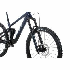 Vitus Sommet 29 CR Mountain Bike -Roue Voyage Soldes Magasin Vitus Sommet 29 CR Mountain Bike 2022 Velocity Blue 11