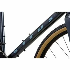 Vélo Vitus Substance V-2 (gravel, Sora, 2022) -Roue Voyage Soldes Magasin Vitus Substance V 2 Adventure Bike Sora 12